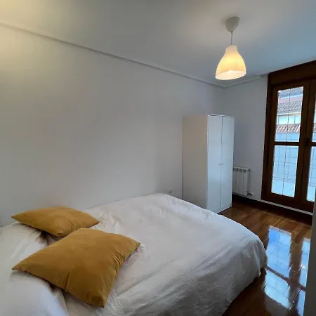 Excelente Apartamento Con Garaje Y Piscina
