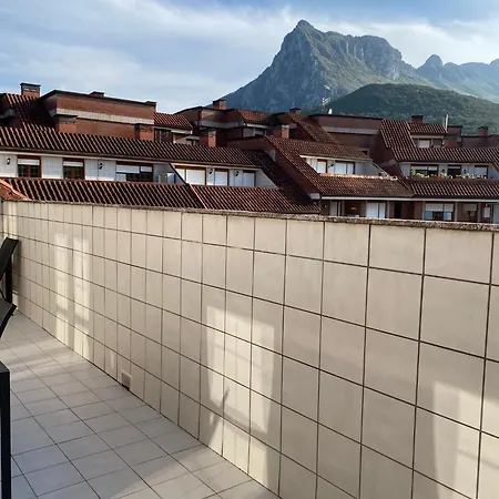 Excelente Con Garaje Y Piscina Appartement Ramales de la Victoria