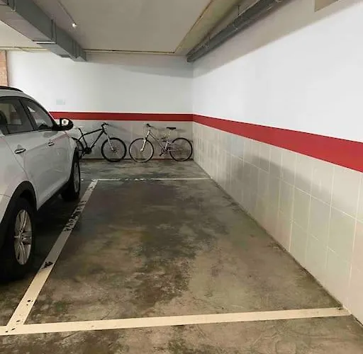 Excelente Apartamento Con Garaje Y Piscina * Ramales de la Victoria